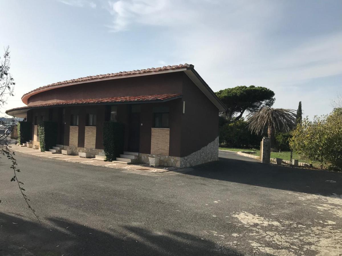 American Motel Cisterna di Latina Exterior foto